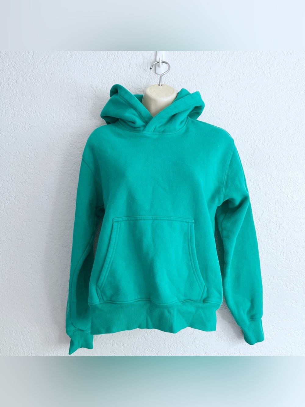 Aritzia Tna SweatFleece Cozy Fleece Crewneck Hoodie Sweater Teal Kelly Green XS
